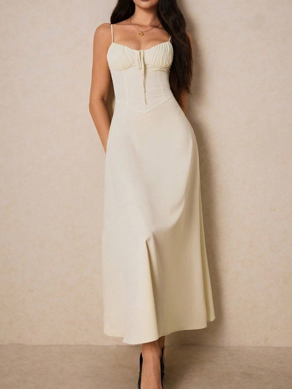 Apricot Chic Women's Maxi Dress with Sweetheart Neckline - Picture 6 of 7